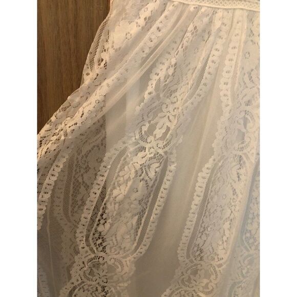 Vintage Lace Dress Set of Mother-Daughter Photo Shoot Wedding - Picture 5 of 9